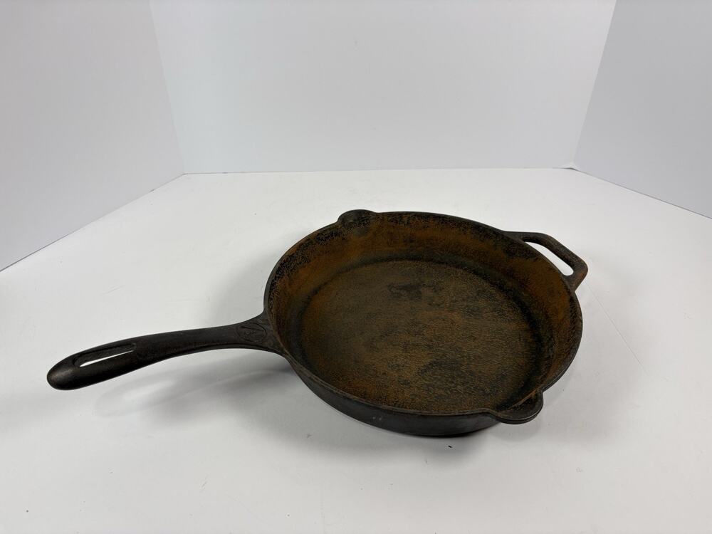 Victoria 12 Inch Cast Iron Skillet Fry Pan Colombia Helper Handle Restore Rust
